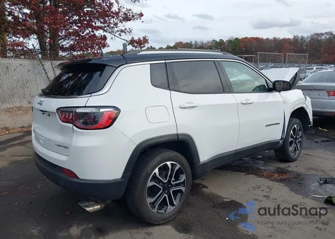 2022 Jeep Compass Limited 4X4 z USA, uszkodzony, nr VIN 3C4NJDCB2NT151553